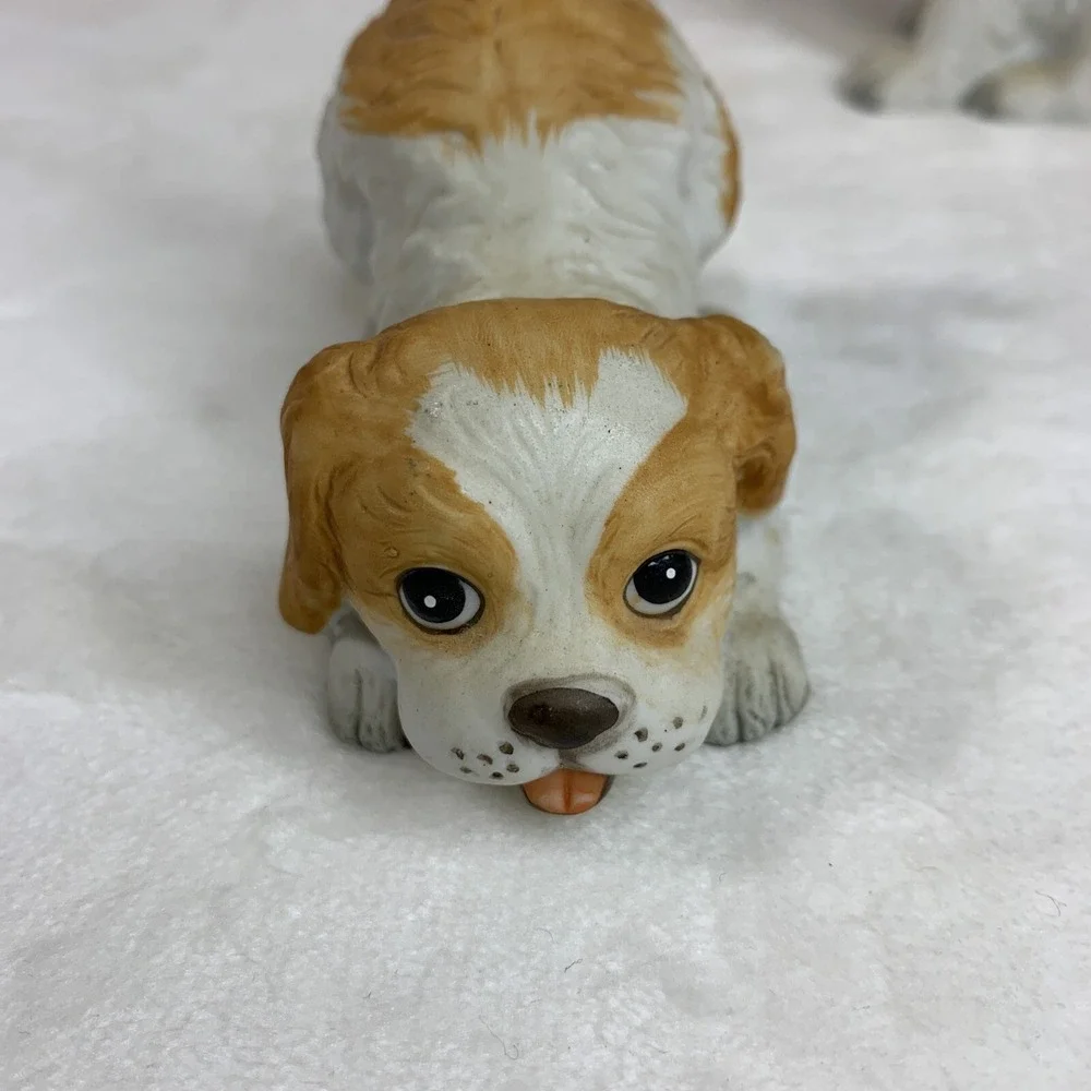 2 Vintage Homco No. 1407 Porcelain Puppy Dog‎ Figurines Tan and White